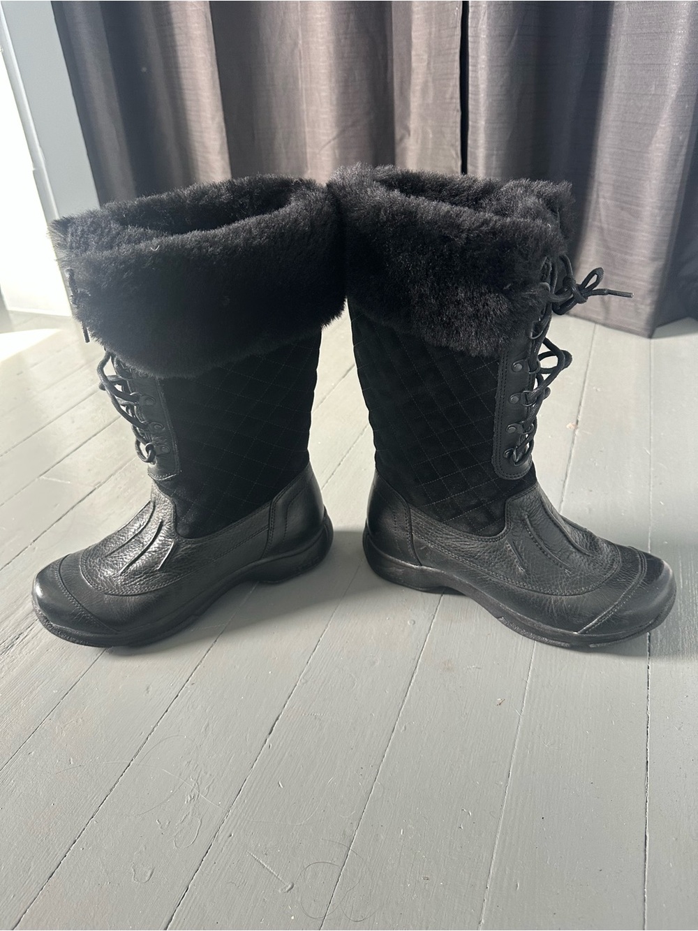 Dansko Kassidy Black Quilted Suede Shearling Fur Boots Sz 39 NWOT